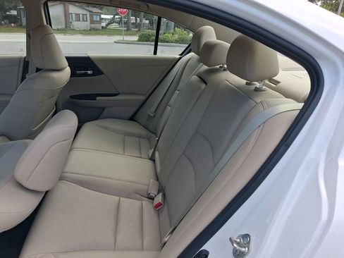 Used 2015 Honda Accord EX-L image 19