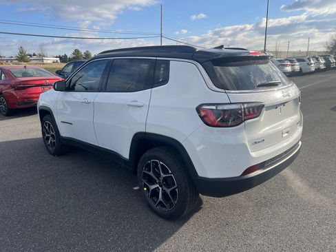 New 2026 Jeep Compass Limited AWD/4WD image 7