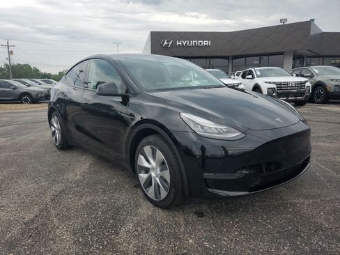 Used 2020 Tesla Model Y Long Range AWD/4WD image 5