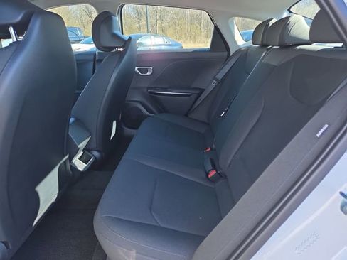 New 2026 Kia K4 LXS image 6