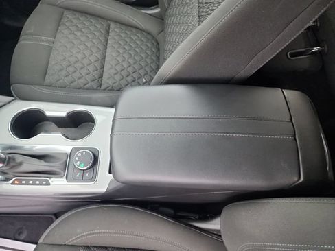 Used 2021 Chevrolet Blazer LT AWD/4WD image 40