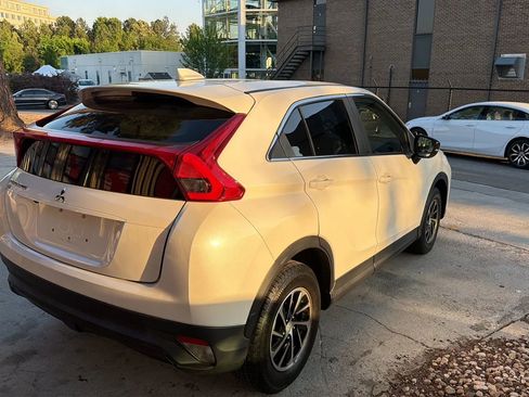 Used 2020 Mitsubishi Eclipse Cross ES FWD image 7