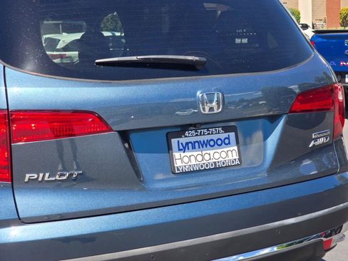 Used 2018 Honda Pilot Touring image 13