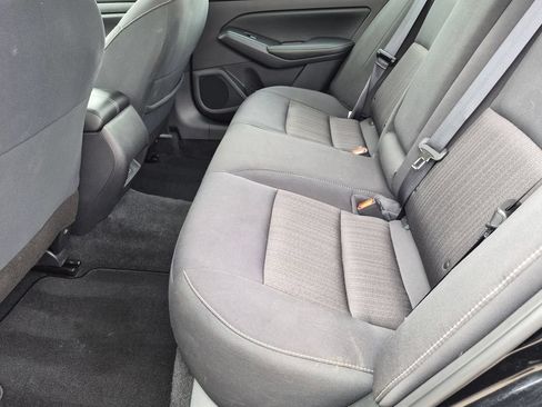 Used 2025 Nissan Altima 2.5 SV FWD image 29