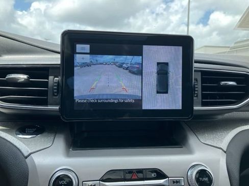 Used 2023 Ford Explorer Timberline w/ Timberline Technology Package AWD/4WD image 16