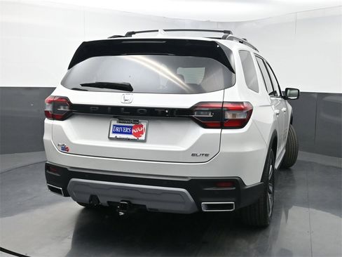 Used 2024 Honda Pilot Elite image 43
