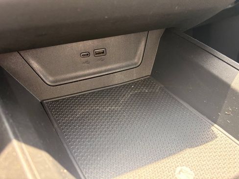 Used 2025 Chevrolet Equinox LT AWD/4WD image 19