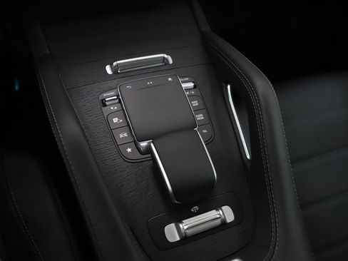 Used 2023 Mercedes-Benz GLS 580 4MATIC image 28