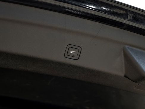 Used 2023 Chevrolet Tahoe Premier image 56