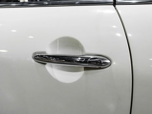 Used 2015 MINI Cooper 2-Door Hardtop image 31