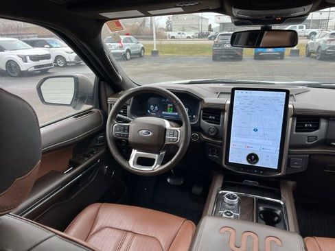 Used 2024 Ford Expedition King Ranch image 45