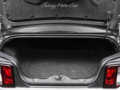 Used 2010 Ford Mustang Shelby GT500 image 45