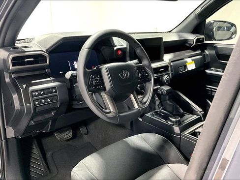 Used 2025 Toyota 4Runner TRD Off-Road AWD/4WD image 16