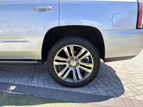 Used 2018 GMC Yukon Denali w/ Open Road Package AWD/4WD image 12
