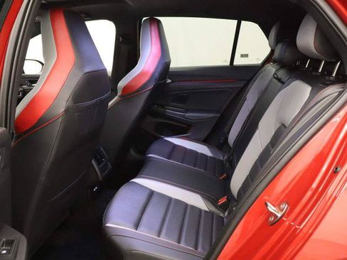 Used 2025 Volkswagen GTI SE FWD image 39