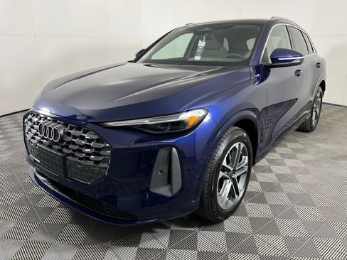 New 2025 Audi Q5 Prestige image 4