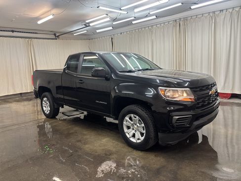 Used 2021 Chevrolet Colorado LT w/ Fleet Safety Package RWD image 3