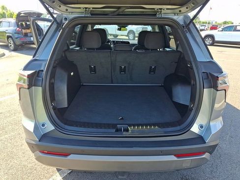 Used 2026 Chevrolet Equinox LT FWD image 29