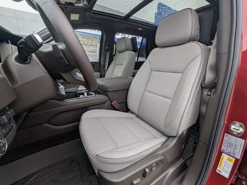 New 2026 GMC Yukon Elevation image 14