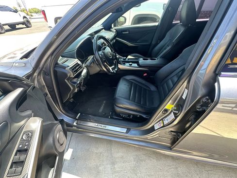 Used 2017 Lexus IS 200t F Sport w/ F Sport Package RWD image 18