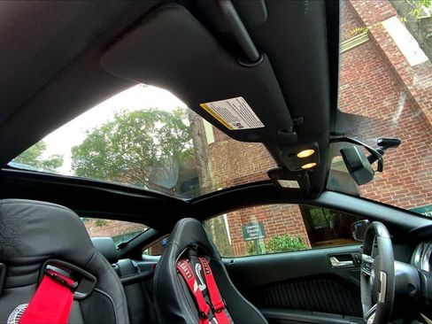 Used 2013 Ford Mustang Shelby GT500 image 12