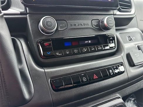 New 2026 RAM ProMaster 3500 w/ Quick Order Package 22G SLT image 20