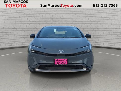 New 2027 Toyota Prius XLE FWD image 2