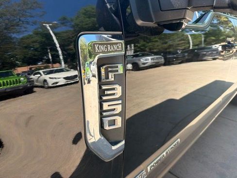 Used 2022 Ford F350 King Ranch w/ King Ranch Ultimate Package AWD/4WD image 12