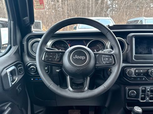 Used 2023 Jeep Wrangler Unlimited w/ Cold Weather Group image 24