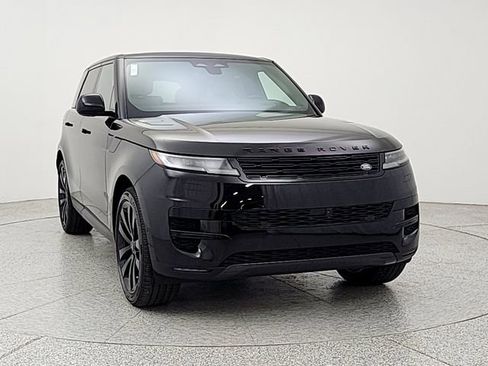 New 2026 Land Rover Range Rover Sport SE AWD/4WD image 2