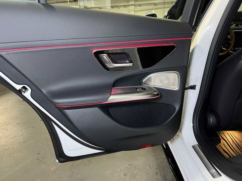 New 2026 Mercedes-Benz E 53 AMG e 4MATIC Sedan image 19