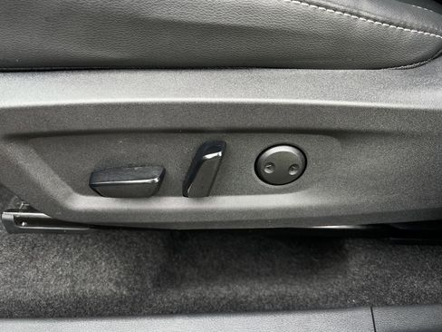 Certified 2025 Nissan Murano SL AWD/4WD image 23