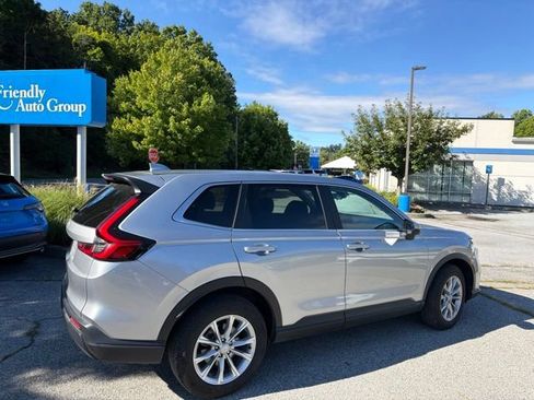 Used 2024 Honda CR-V EX image 9