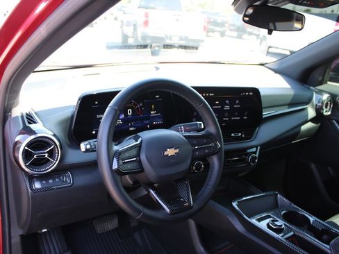 Used 2026 Chevrolet Equinox LT w/ LPO, Floor Liner Package AWD/4WD image 22