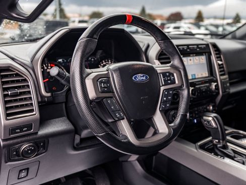 Used 2018 Ford F150 Raptor w/ Equipment Group 802A Luxury image 13