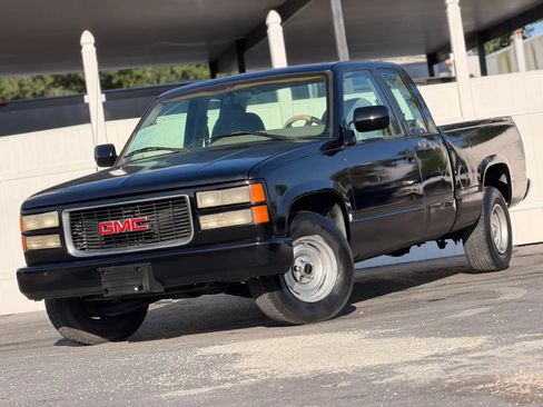 Used 1996 GMC Sierra 1500 2WD Extended Cab image 2