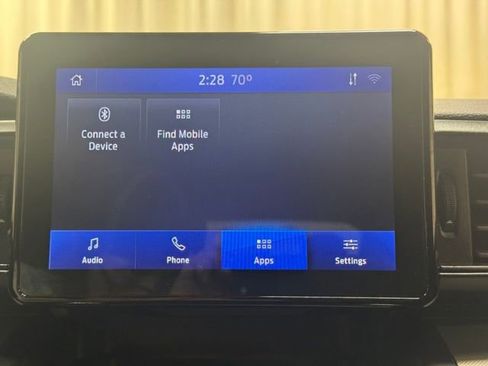 Used 2020 Ford Explorer XLT AWD/4WD image 24