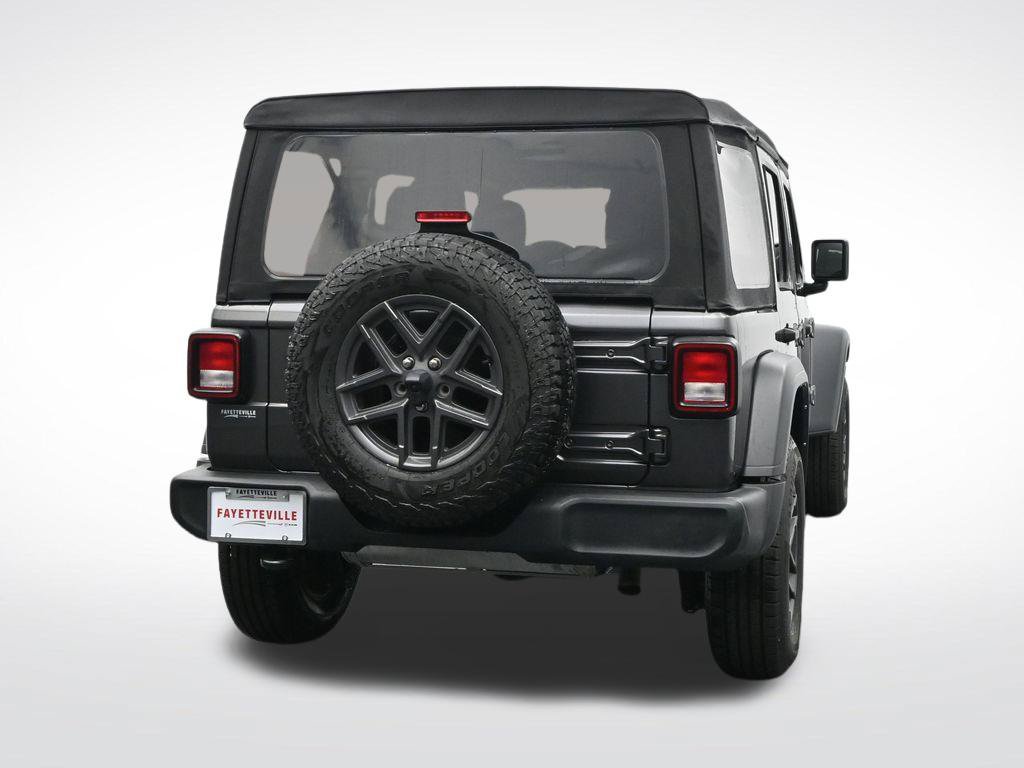 Used 2024 Jeep Wrangler Unlimited Sport AWD/4WD image 7
