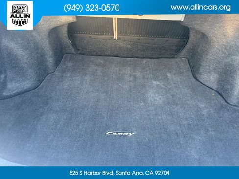 Used 2015 Toyota Camry LE FWD image 16