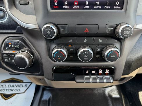 Used 2020 RAM 1500 Big Horn AWD/4WD image 25