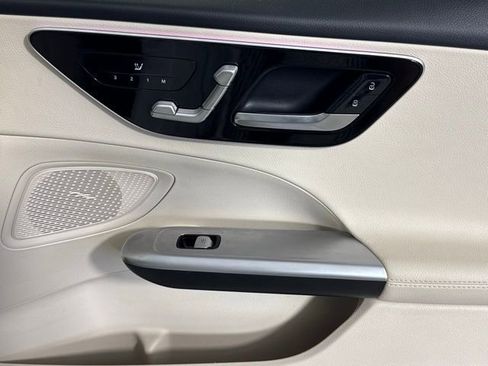 Used 2023 Mercedes-Benz C 300 Sedan image 26