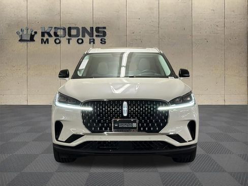 New 2026 Lincoln Aviator Reserve image 3