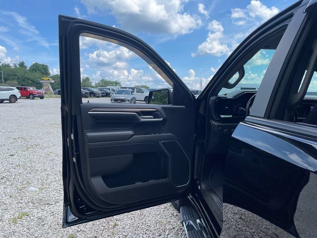 Used 2022 Chevrolet Silverado 1500 LT w/ Convenience Package II AWD/4WD image 24