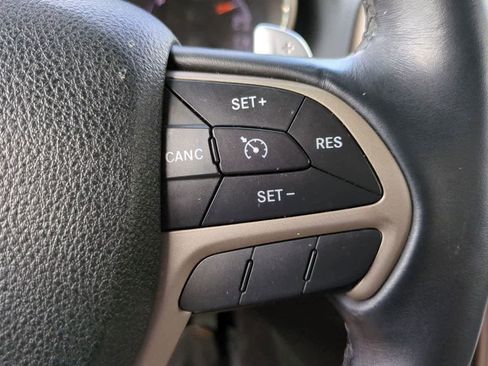 Used 2017 Jeep Grand Cherokee Limited 75th Anniversary AWD/4WD image 26