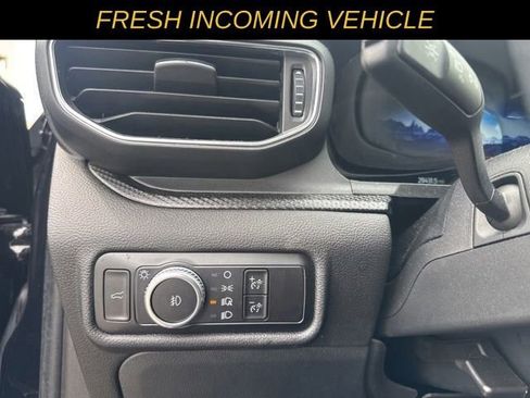 Used 2023 Ford Explorer ST image 14