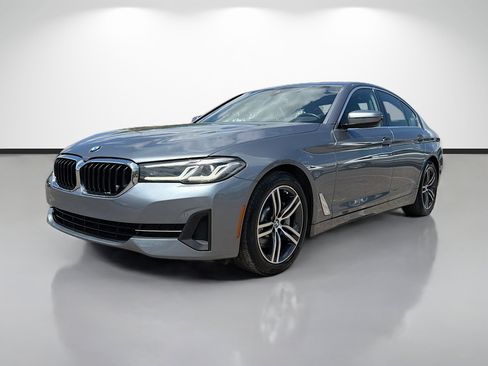Used 2021 BMW 530i w/ Convenience Package RWD image 7