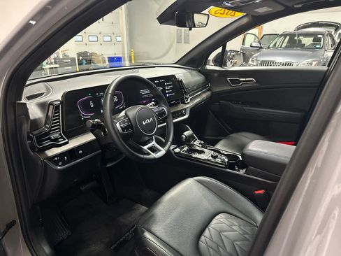 Used 2025 Kia Sportage X-Line w/ Premium Package image 11