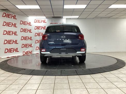 New 2026 Hyundai Venue SEL FWD image 6