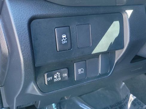 Certified 2022 Toyota Tacoma SR5 w/ Technology Package AWD/4WD image 15