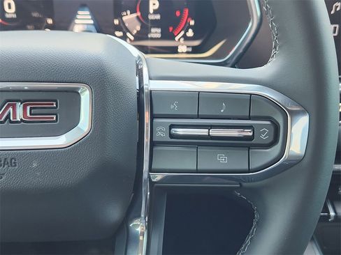 New 2025 GMC Canyon Elevation w/ Convenience Package image 12